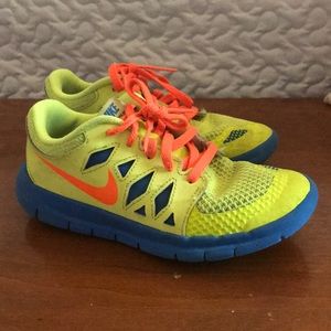 Boys Nike Free Neon Shoes